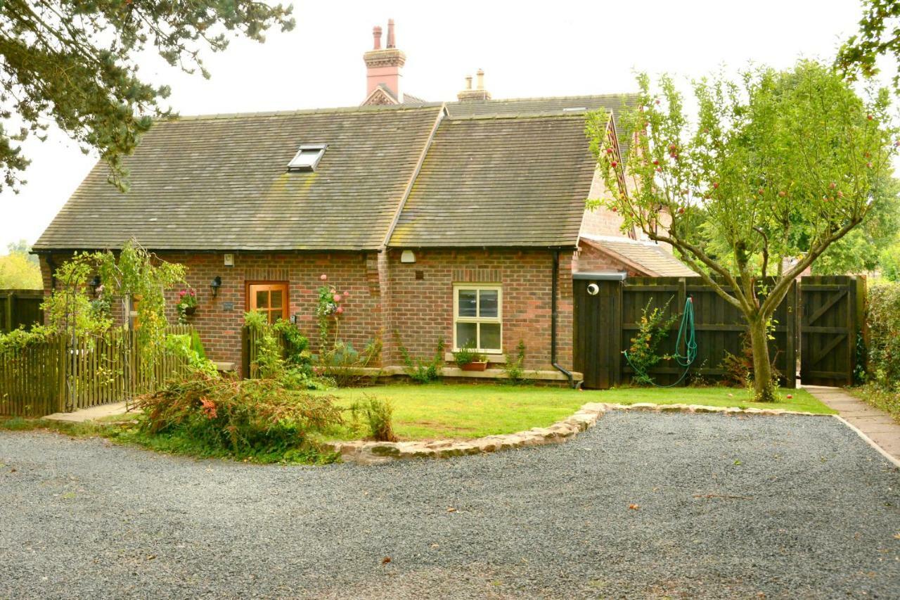 Pine Tree Lodge, Bridgnorth Exterior photo